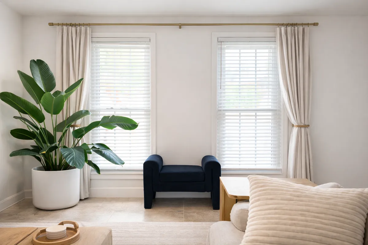 Curtain rod installation